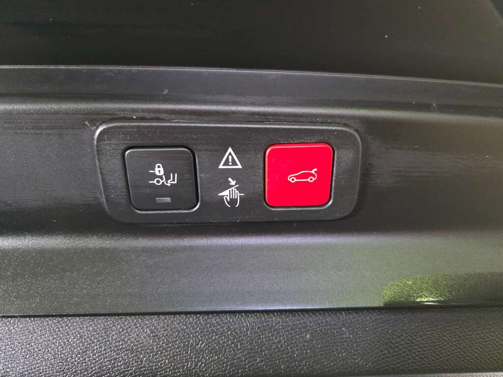 Peugeot 5008 Ss Active White #52