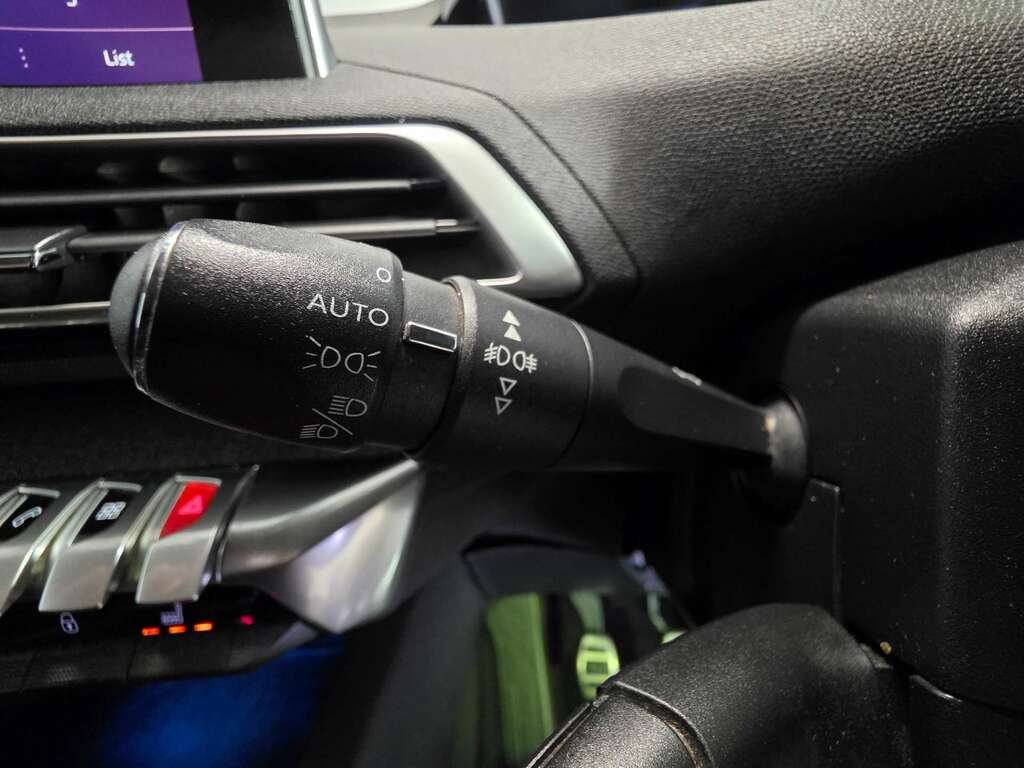 Peugeot 5008 Ss Active White #16