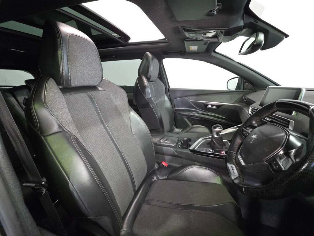 Peugeot 5008 Ss Active White #9