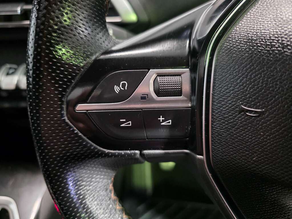 Peugeot 5008 Ss Active White #13