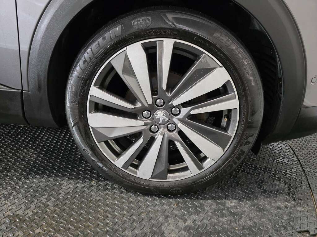 Peugeot 5008 Ss Active White #69