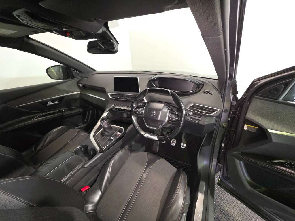 Peugeot 5008 Ss Active White #10