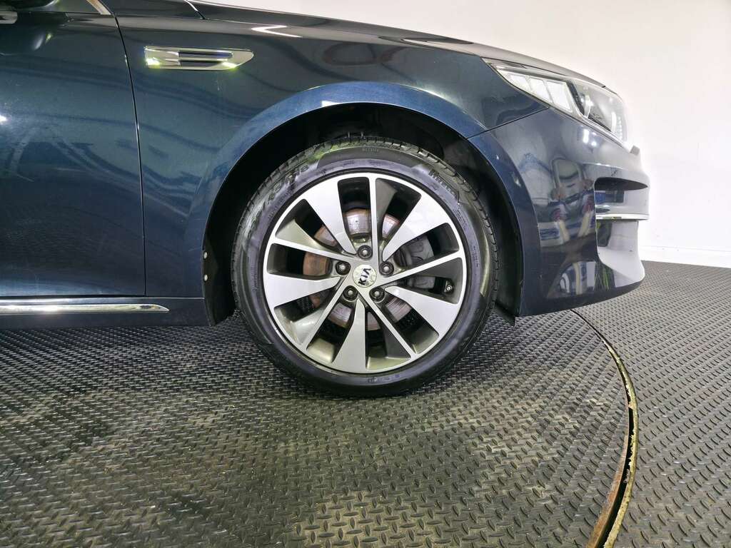 Kia Optima 1.7 Crdi 3 Saloon Euro 6 S S White #71