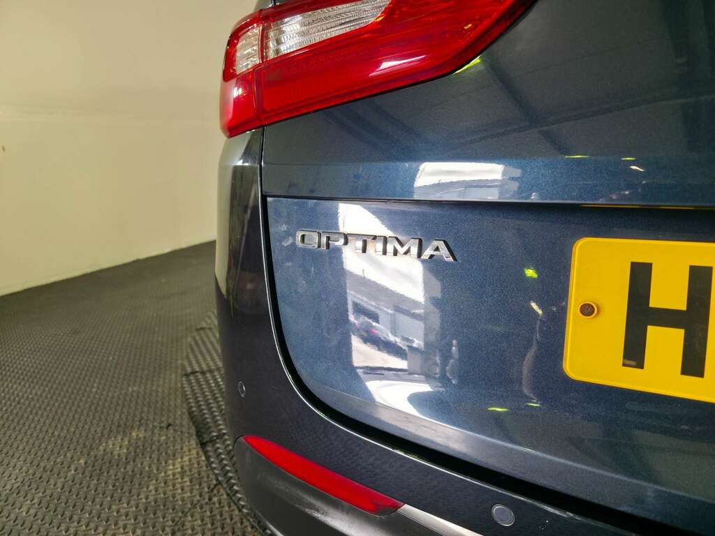 Kia Optima 1.7 Crdi 3 Saloon Euro 6 S S White #18