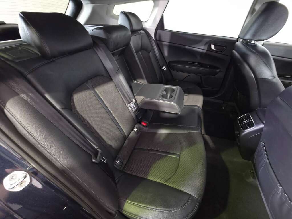 Kia Optima 1.7 Crdi 3 Saloon Euro 6 S S White #55