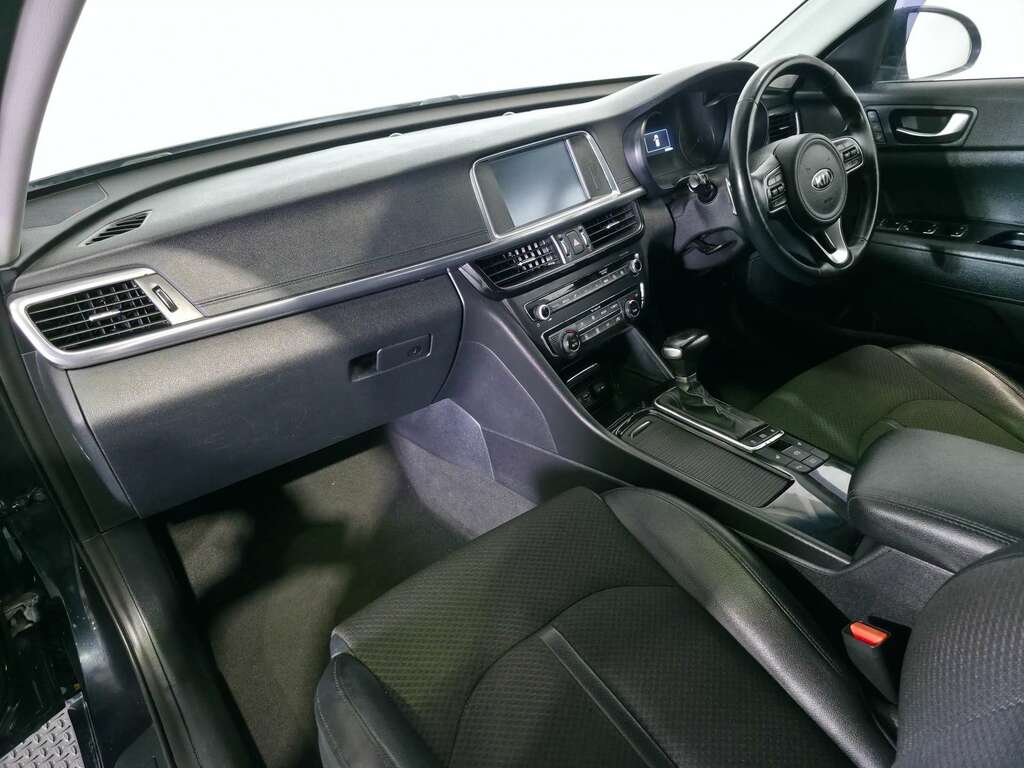 Kia Optima 1.7 Crdi 3 Saloon Euro 6 S S White #68