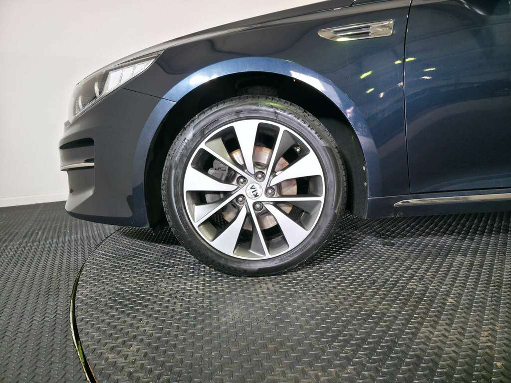 Kia Optima 1.7 Crdi 3 Saloon Euro 6 S S White #70