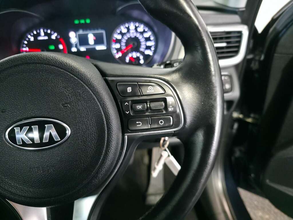 Kia Optima 1.7 Crdi 3 Saloon Euro 6 S S White #31