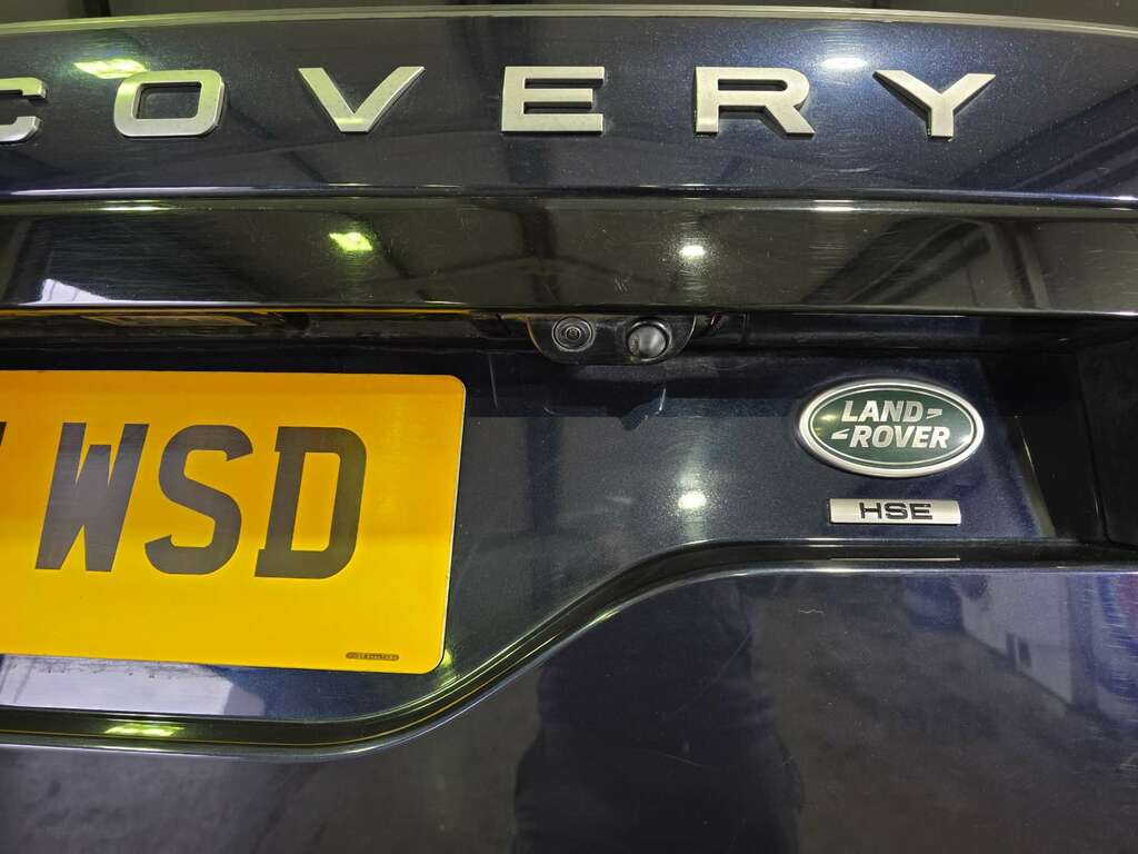 Land Rover Discovery 2.0 Td4 Se Tech 180 Bhp Blue #16