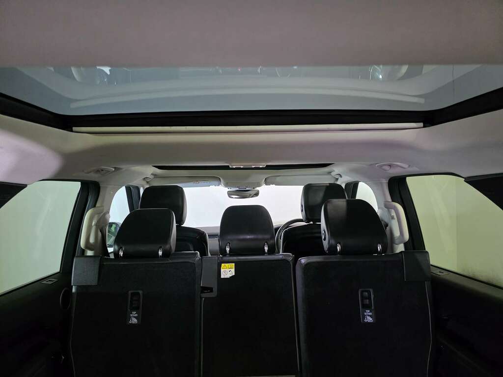Land Rover Discovery 2.0 Td4 Se Tech 180 Bhp Blue #24