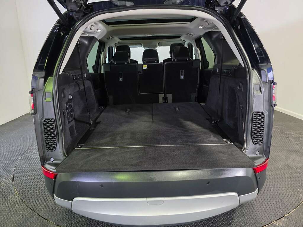 Land Rover Discovery 2.0 Td4 Se Tech 180 Bhp Blue #21