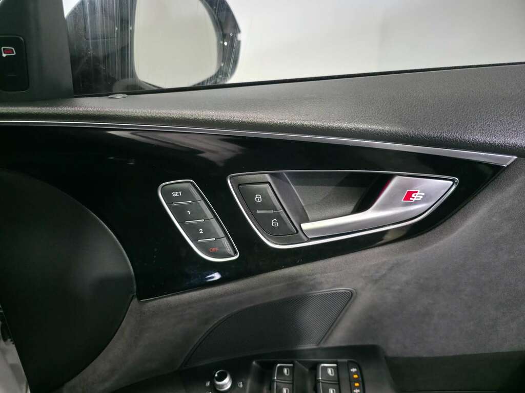 Audi A7 Hatchback 3.0 Tdi V6 Ultra Se Executive Sportback Silver #25