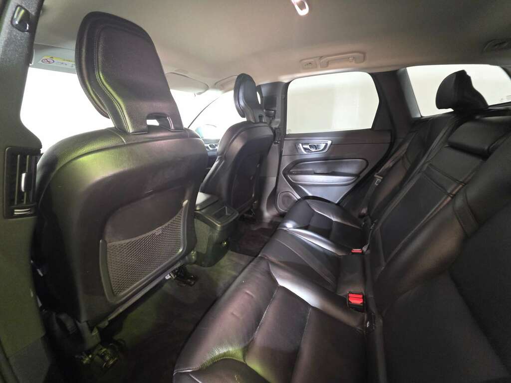 Volvo XC60 Inscription T5 Awd A White #45