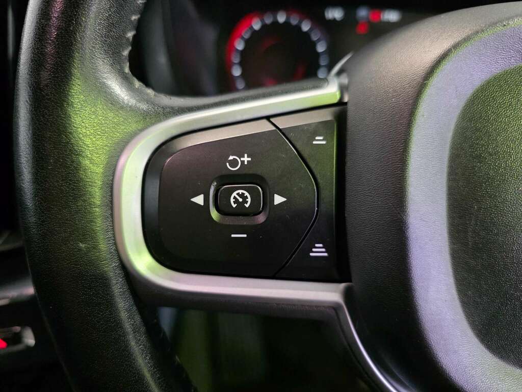 Volvo XC60 Inscription T5 Awd A White #13