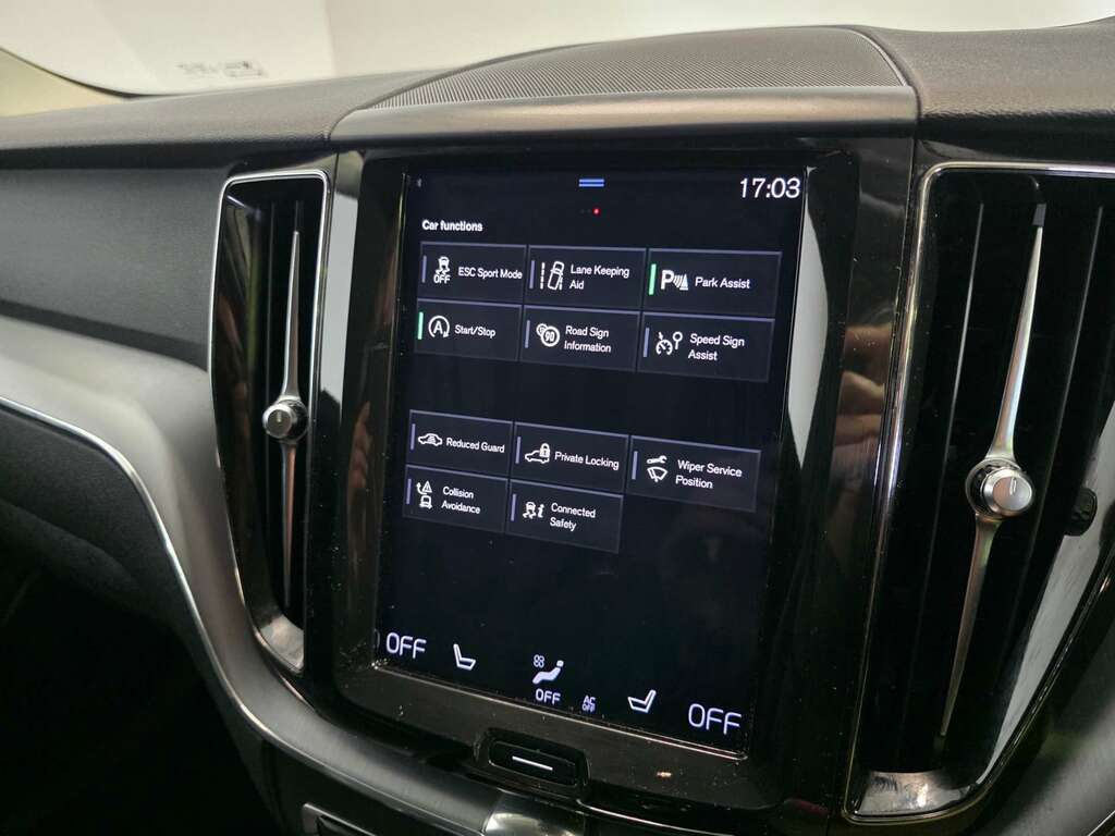Volvo XC60 Inscription T5 Awd A White #16