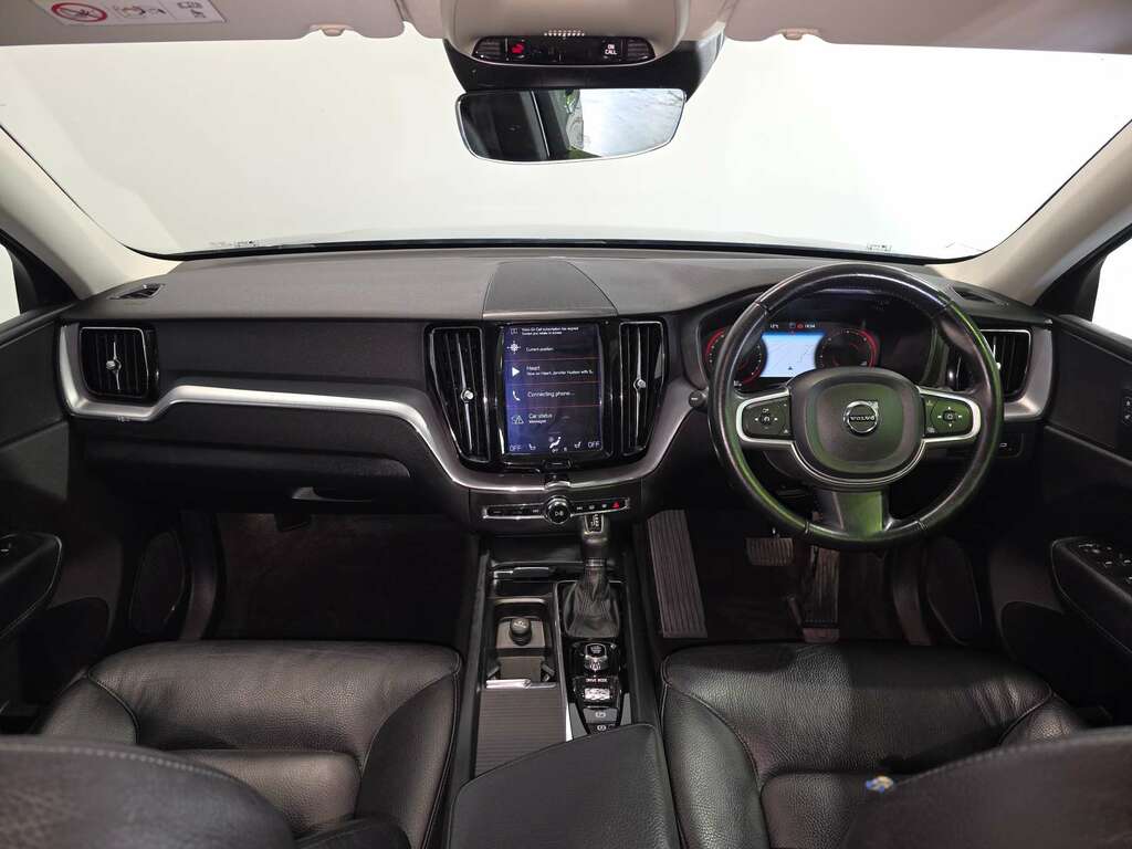 Volvo XC60 Inscription T5 Awd A White #8