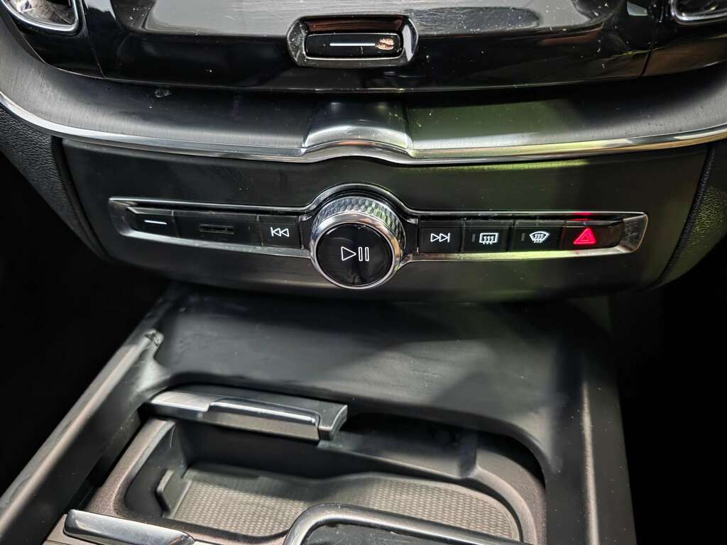 Volvo XC60 Inscription T5 Awd A White #20