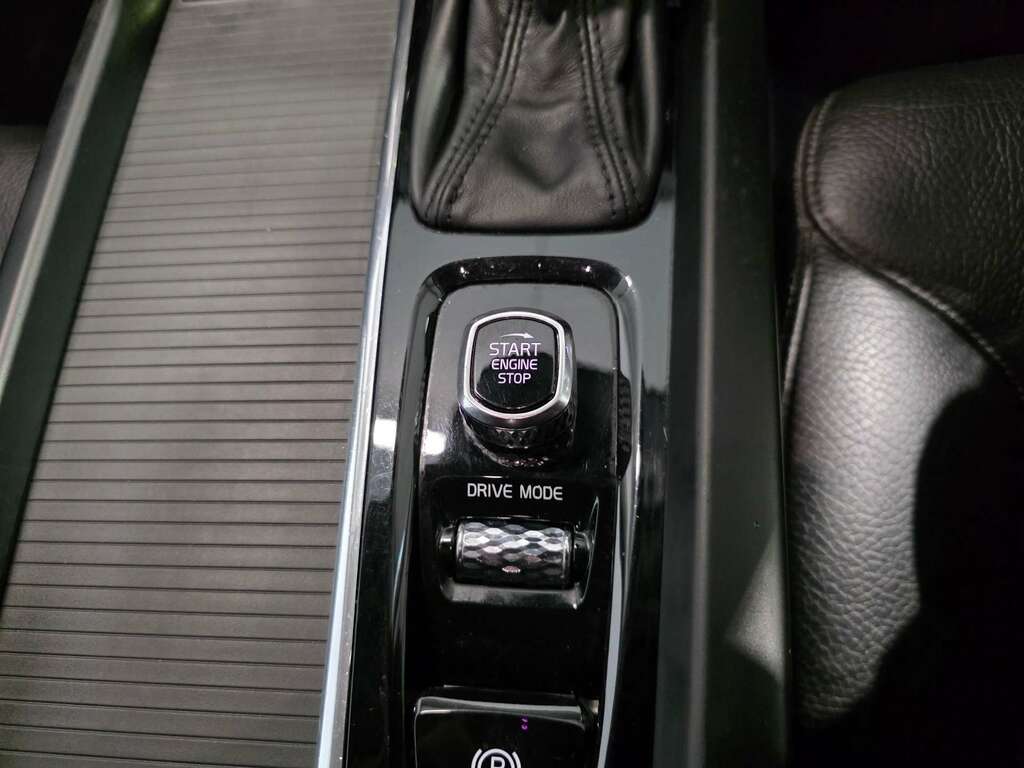 Volvo XC60 Inscription T5 Awd A White #23