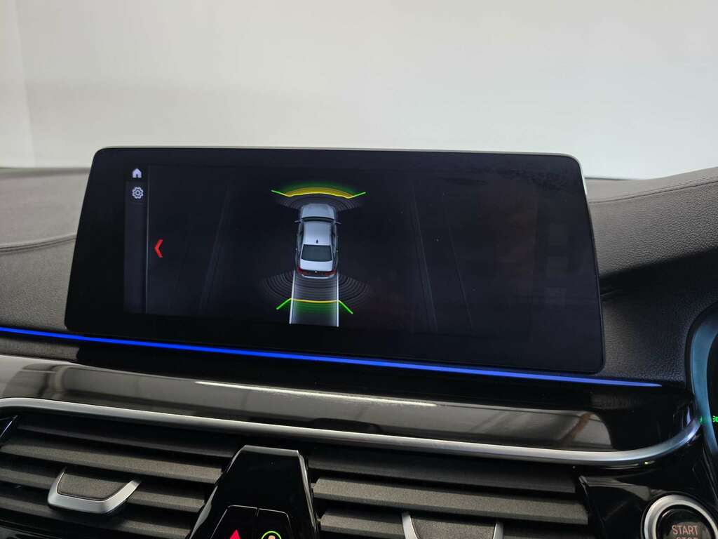 BMW 5 Series 520D M Sport Blue #19