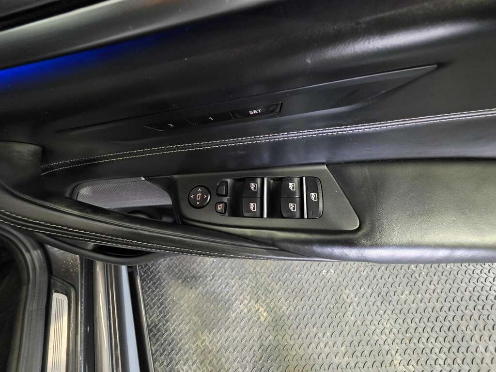 BMW 5 Series 520D M Sport Blue #41
