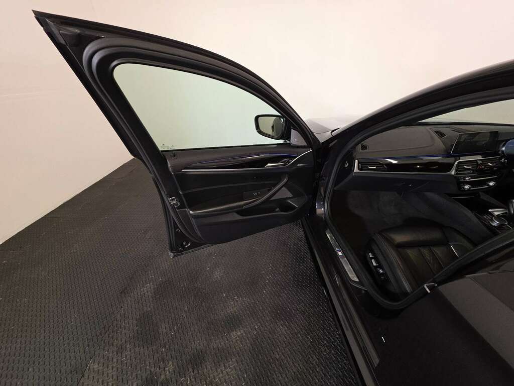 BMW 5 Series 520D M Sport Blue #62