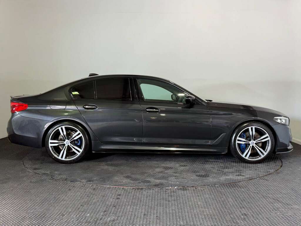 BMW 5 Series 520D M Sport Blue #7