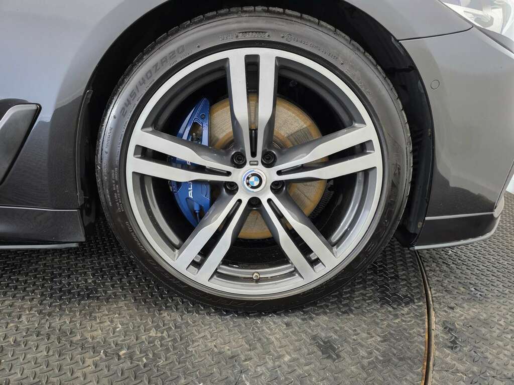 BMW 5 Series 520D M Sport Blue #71