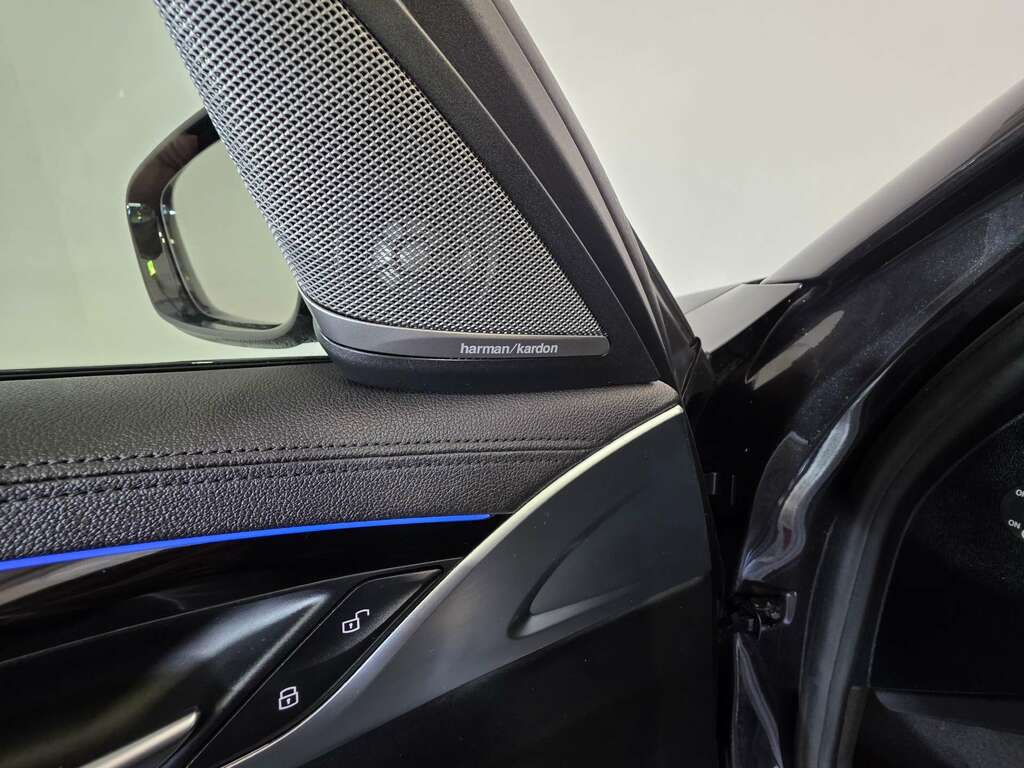 BMW 5 Series 520D M Sport Blue #63