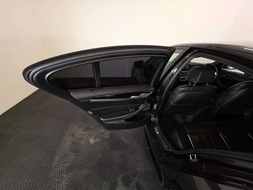 BMW 5 Series 520D M Sport Blue #56