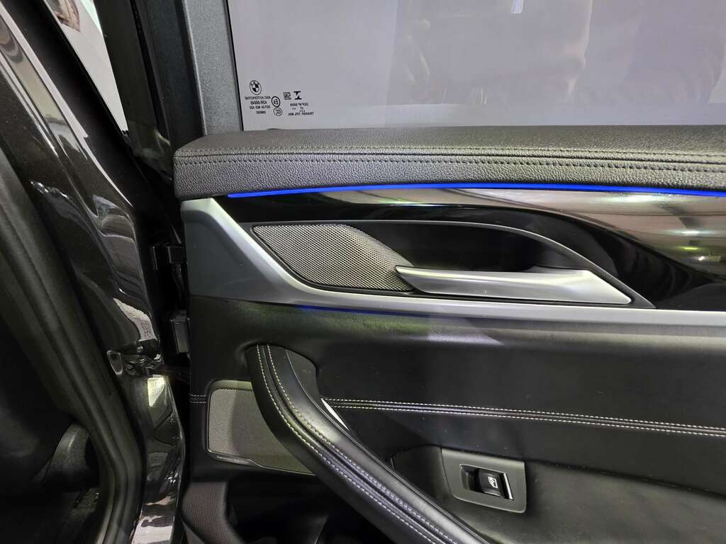 BMW 5 Series 520D M Sport Blue #48