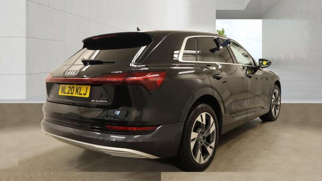 Audi E-tron 55 Suv Quattro 95Kwh 408 Ps Black #6