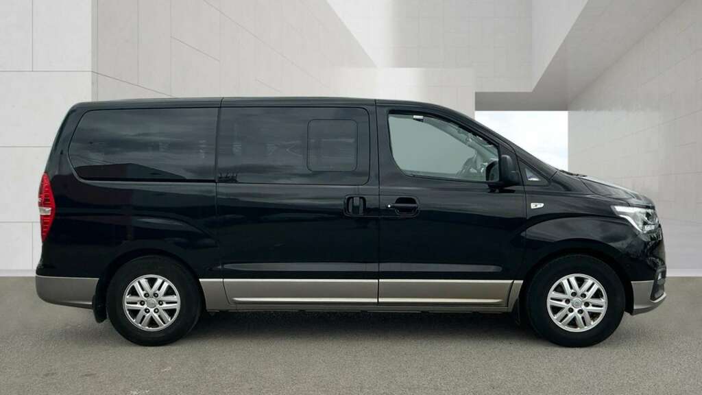 Hyundai I800 Mpv Silver #7