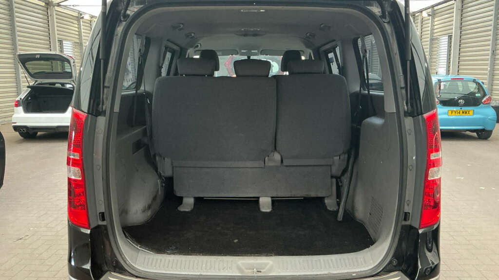 Hyundai I800 Mpv Silver #5