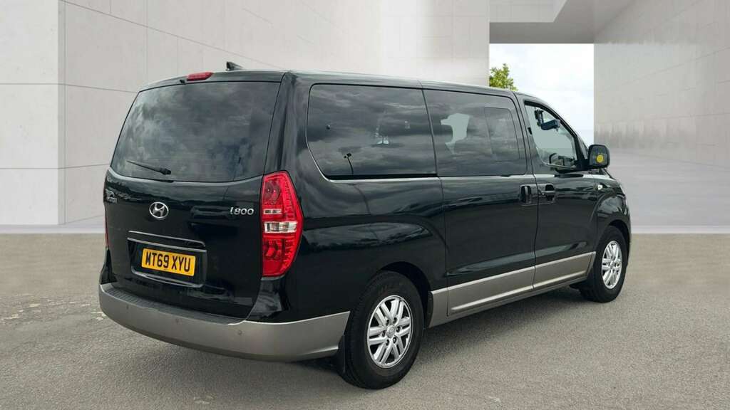 Hyundai I800 Mpv Silver #6