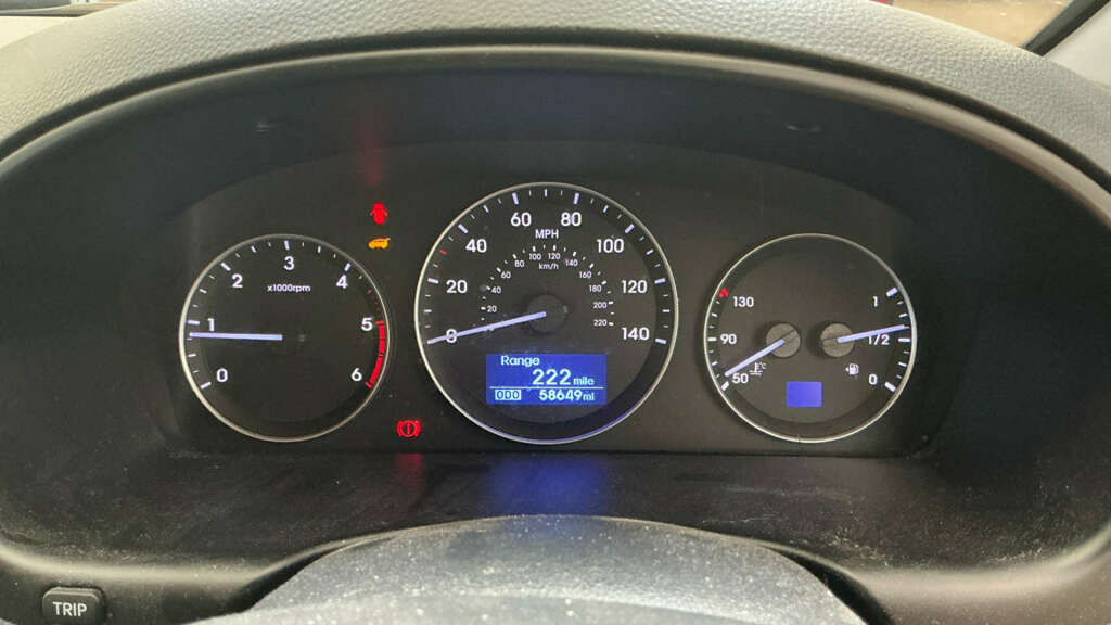 Hyundai I800 Mpv Silver #9