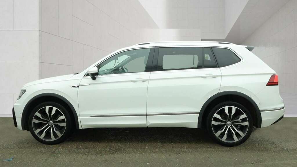 Volkswagen Tiguan Allspace R-line Tech White #6