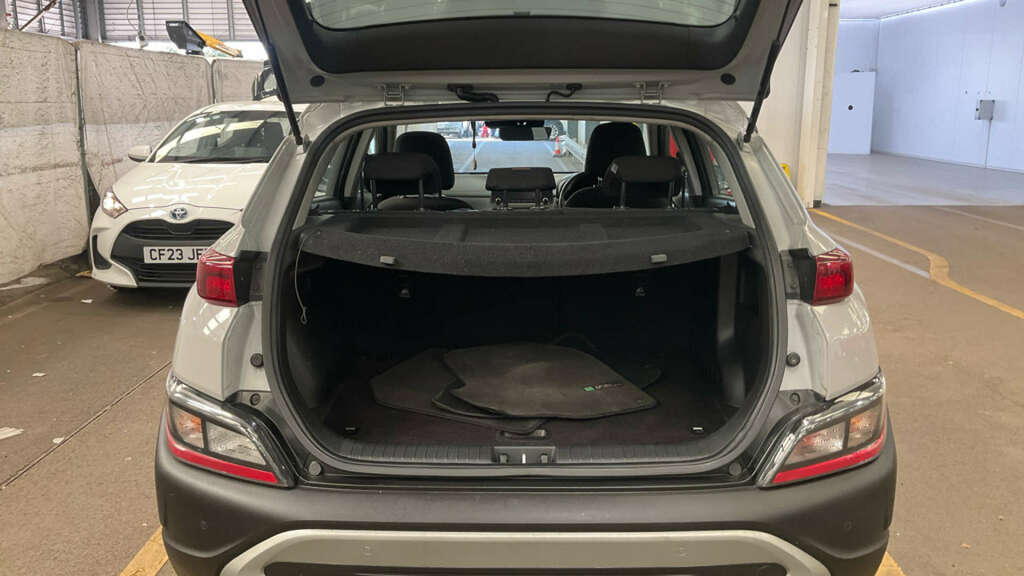 Hyundai Kona 1.6 H-gdi Se Connect Suv Hybrid Dct Eur Grey #5