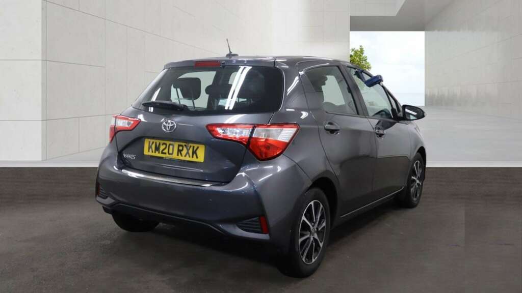 Toyota Yaris 1.5 Vvt-i Icon Tech Hatchback Cvt Euro Grey #6