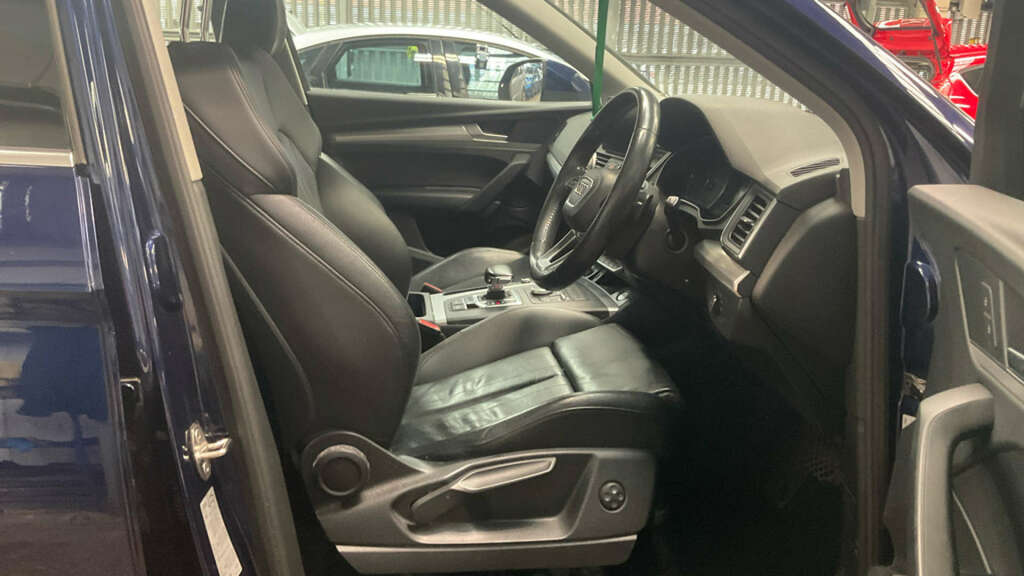 Audi Q5 S Line Blue #10
