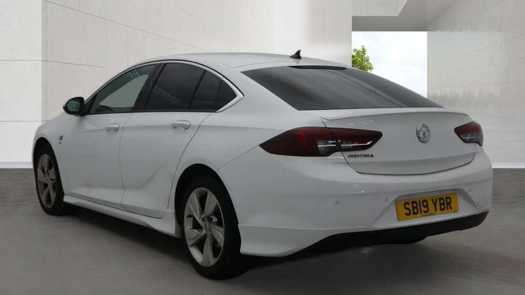 Vauxhall Insignia 2.0 Turbo D Blueinjection Sri VX Line Nav Grand Sp White #4