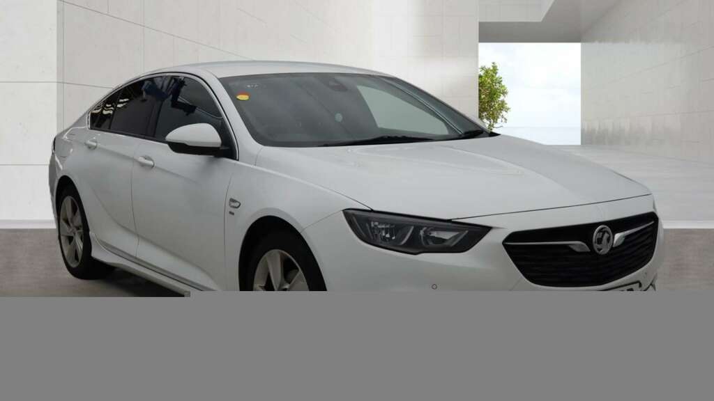 Vauxhall Insignia 2.0 Turbo D Blueinjection Sri VX Line Nav Grand Sp White