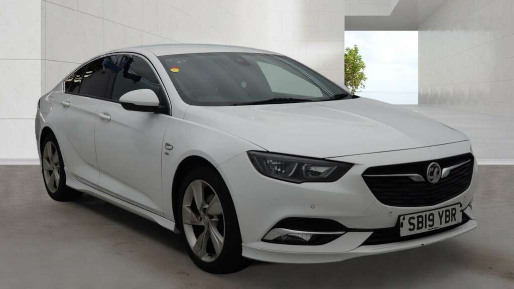 Vauxhall Insignia 2.0 Turbo D Blueinjection Sri VX Line Nav Grand Sp White