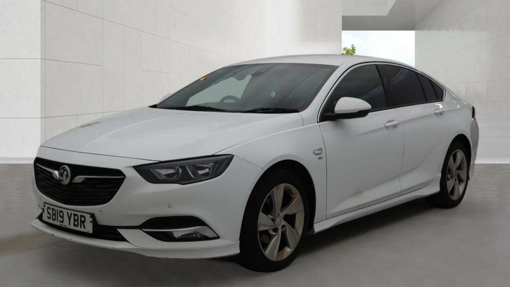 Vauxhall Insignia 2.0 Turbo D Blueinjection Sri VX Line Nav Grand Sp White #2