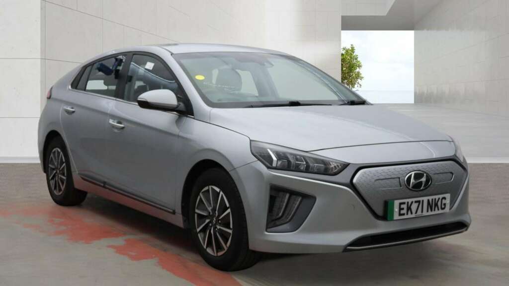 Hyundai Ioniq 38.3Kwh Premium Hatchback 136 P Silver