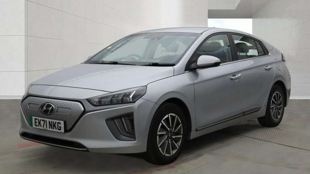 Hyundai Ioniq 38.3Kwh Premium Hatchback 136 P Silver #2