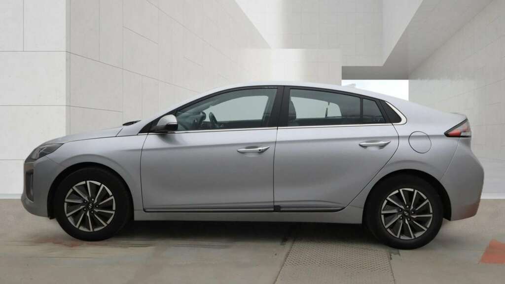Hyundai Ioniq 38.3Kwh Premium Hatchback 136 P Silver #6