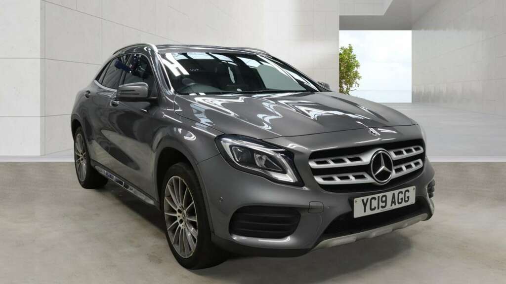 Mercedes-Benz GLA Class 1.6 Gla180 Amg Line Edition Suv 7G-dct Grey
