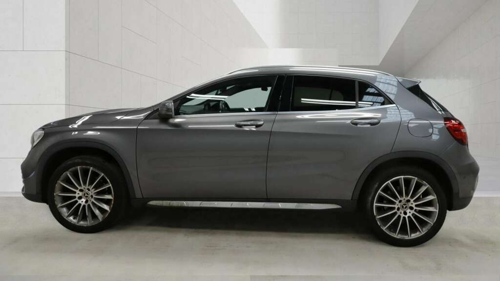 Mercedes-Benz GLA Class 1.6 Gla180 Amg Line Edition Suv 7G-dct Grey #6