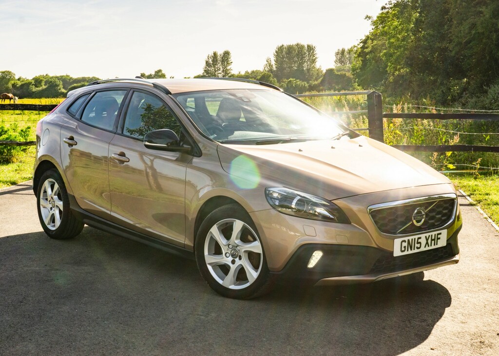 Volvo V40 Cross Country 1.6 Lux D2 115Hp 2015 Brown