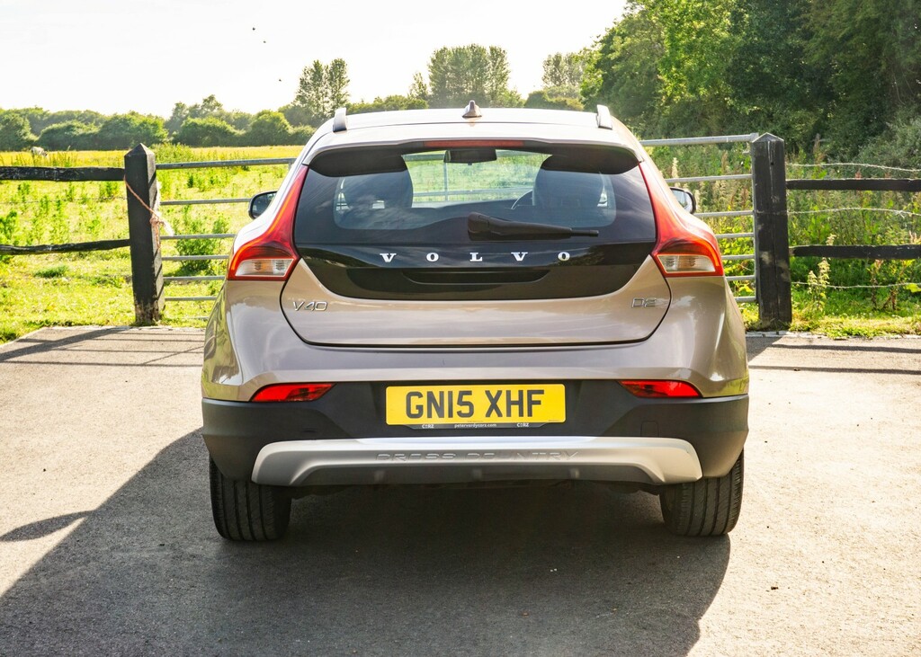 Volvo V40 Cross Country 1.6 Lux D2 115Hp 2015 Brown #5
